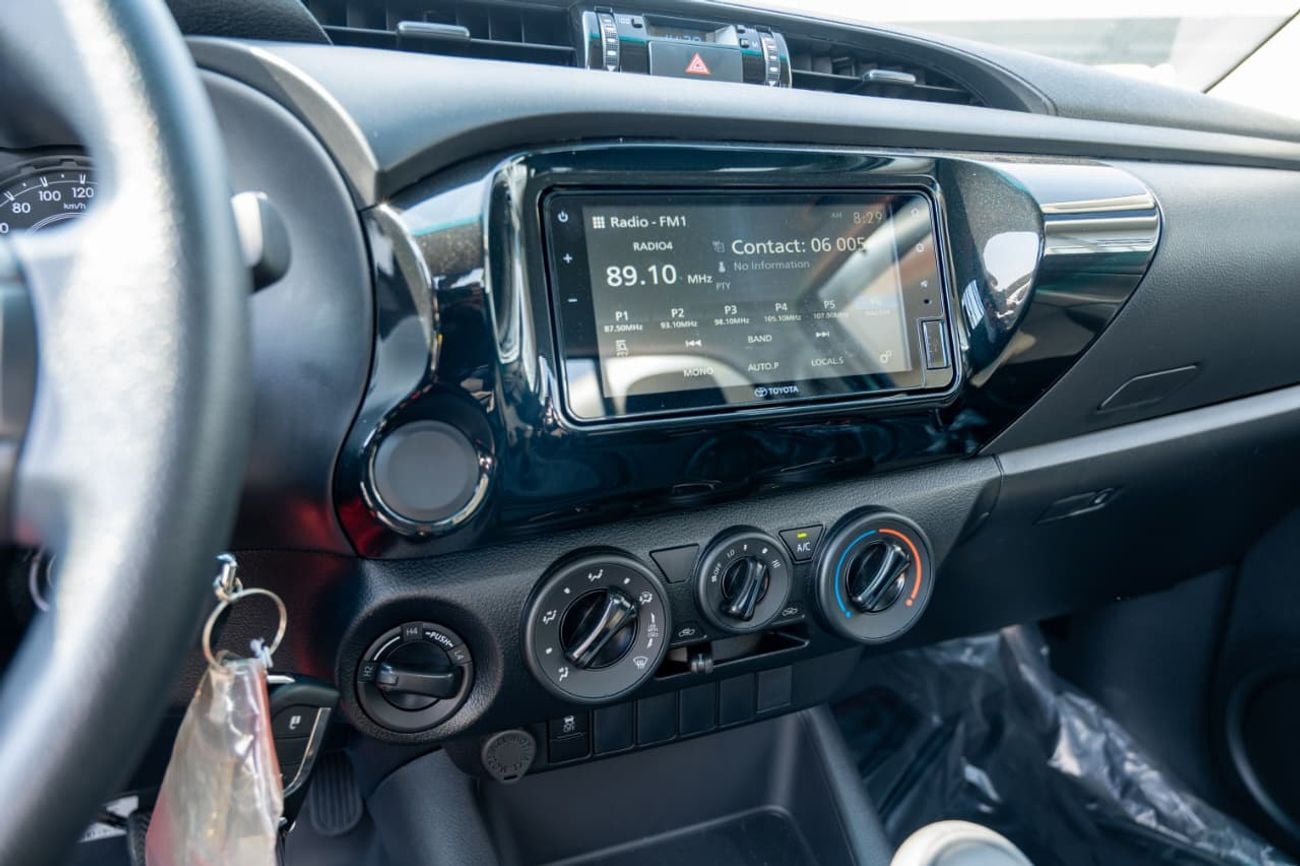 تويوتا هيلوكس 2.4 DIESEL 4x4 SINGLE CABIN 2026 MODEL GCC مواصفات مجلس التعاون الخليجي