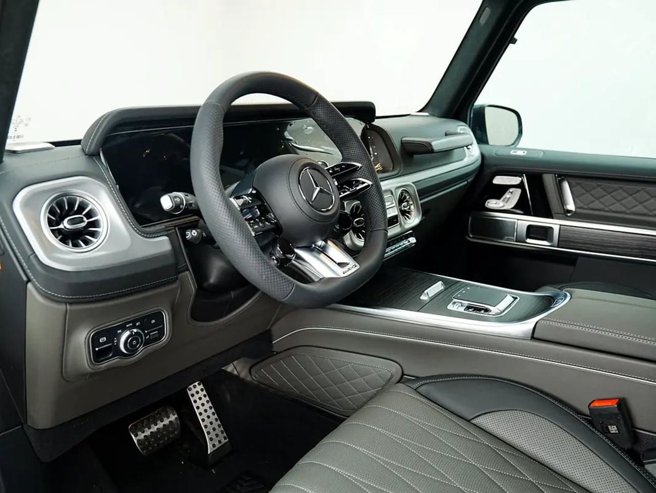 مرسيدس بنز G 63 AMG STANDARD G63 AMG | A22 | OFF-ROAD PACKAGE | WARRANTY INCLUDED