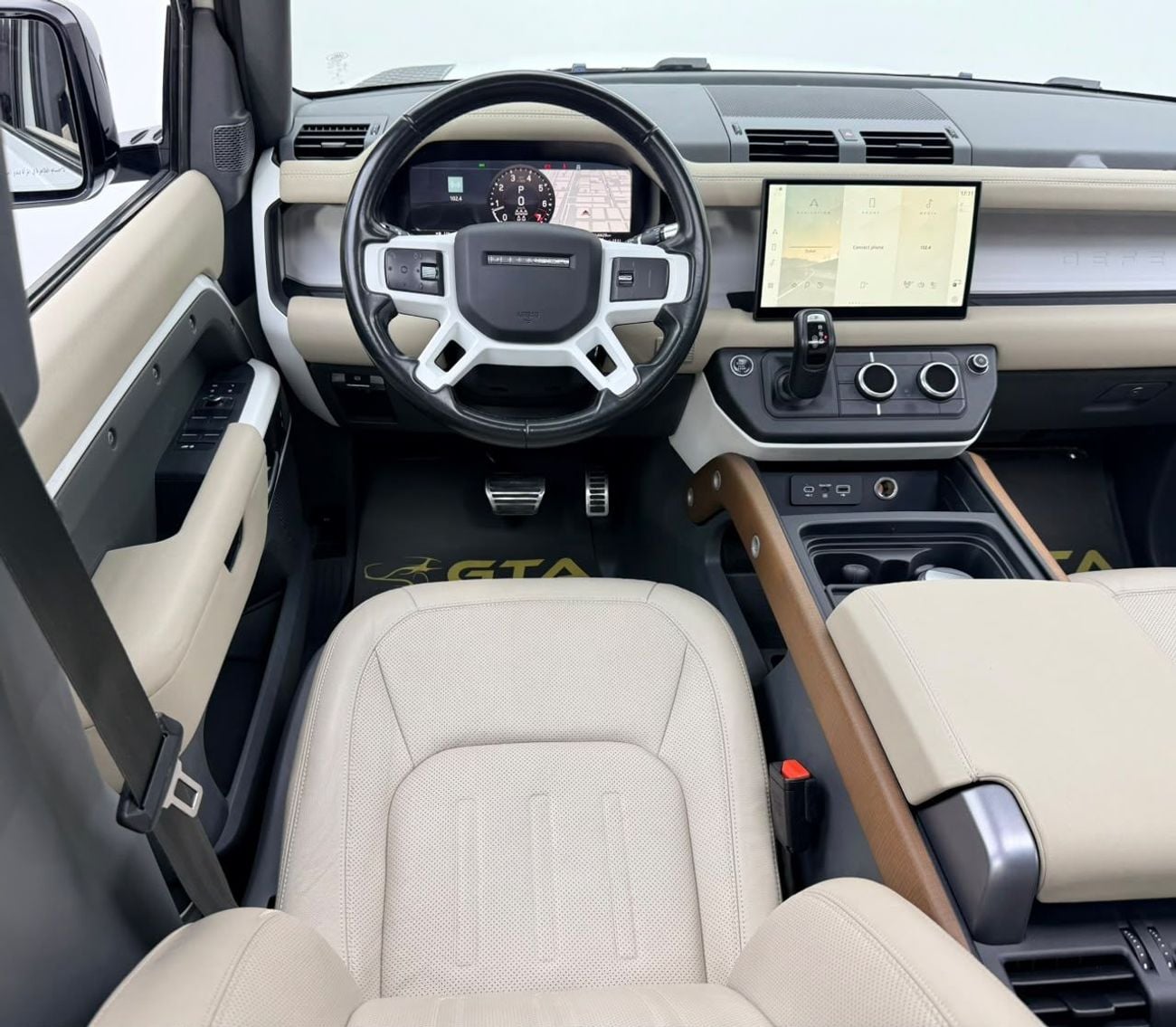 Land Rover Defender 110 SE P300 2022 Land Rover Defender 110 SE P300, Warranty, Full Service History, Excellent Condition, GCC