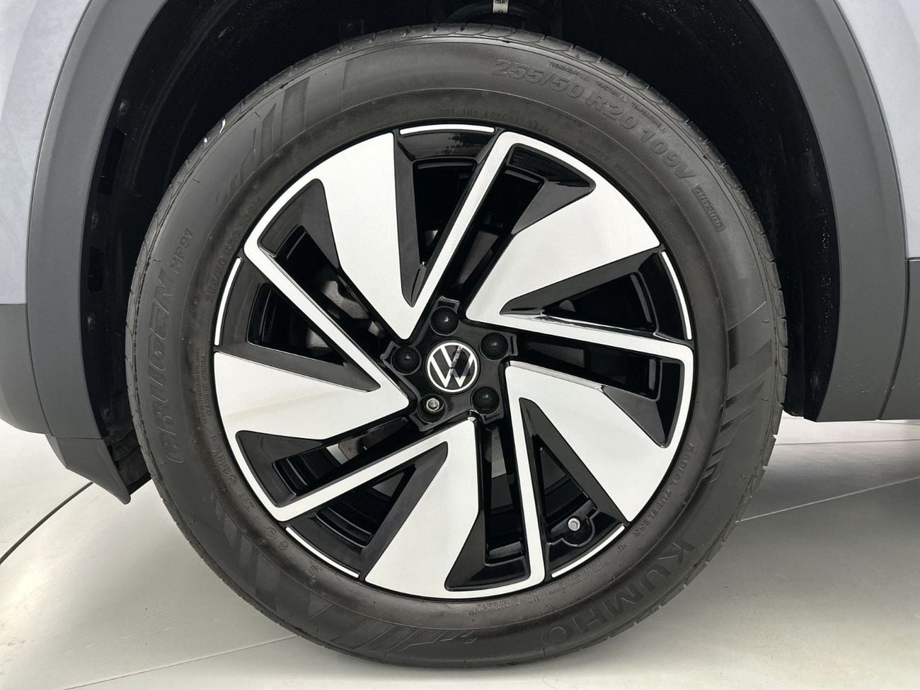 فولكس واجن تيرامونت COMFORTLINE 2.0L | 7-Seater | Panoramic Sunroof | Digital Cockpit | 4MOTION