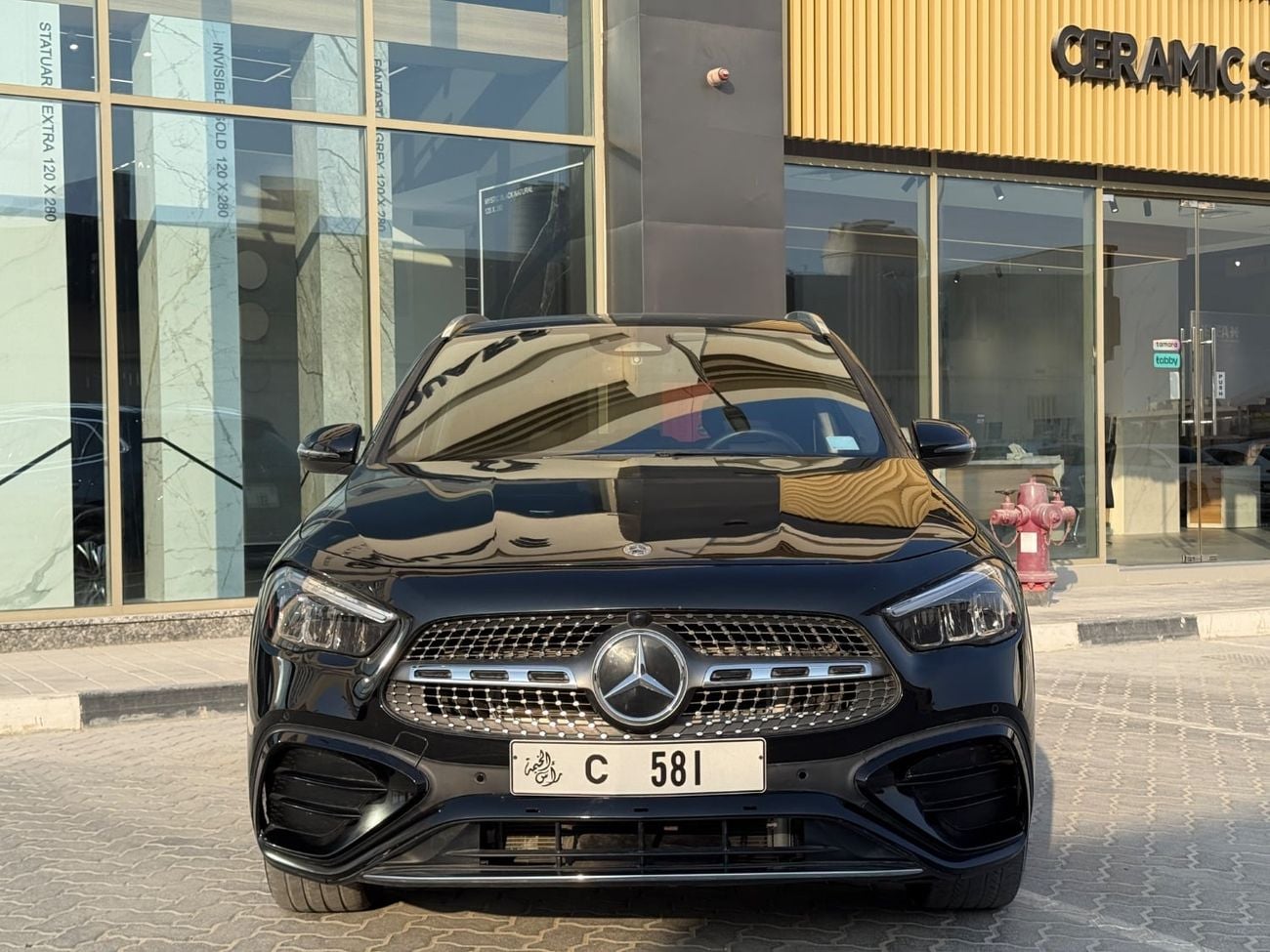 Mercedes Benz GLA 200 STANDARD