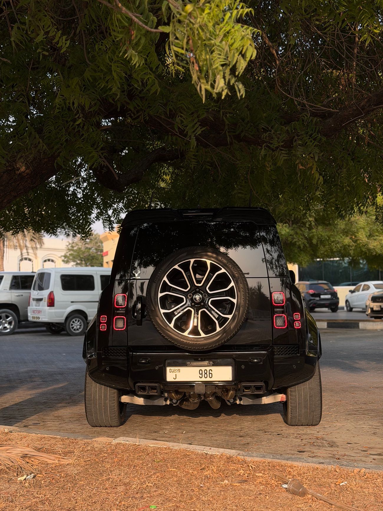 Land Rover Defender 110 HSE P525