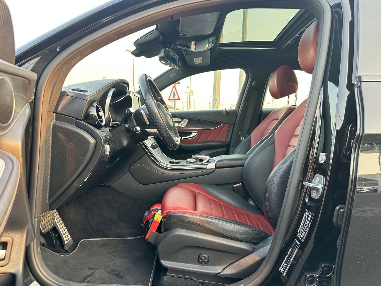 مرسيدس بنز GLC 250 AMG