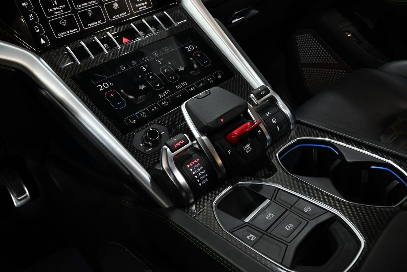 Lamborghini Urus STANDARD 2022 Lamborghini Urus, 1 Year Warranty, Lamborghini Service History, GCC
