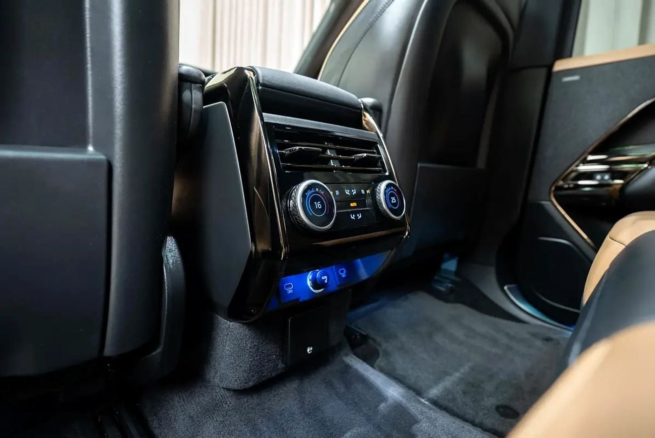 لاند روفر رينج روفر سبورت ديناميك HSE P400 HSE P400 | GCC SPEC