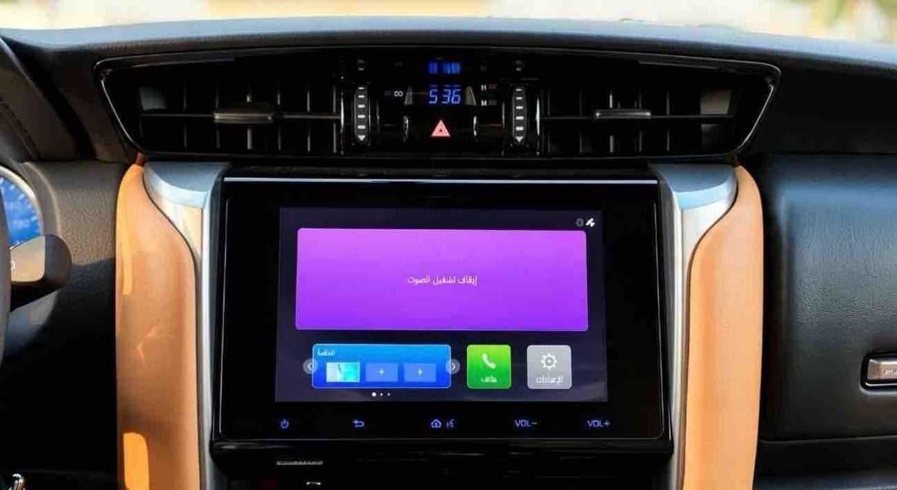 Toyota Fortuner SR5 2.7 V4 SR5 4WD WHITE TAN DIGITAL AC YM2026 EXPORT ONLY