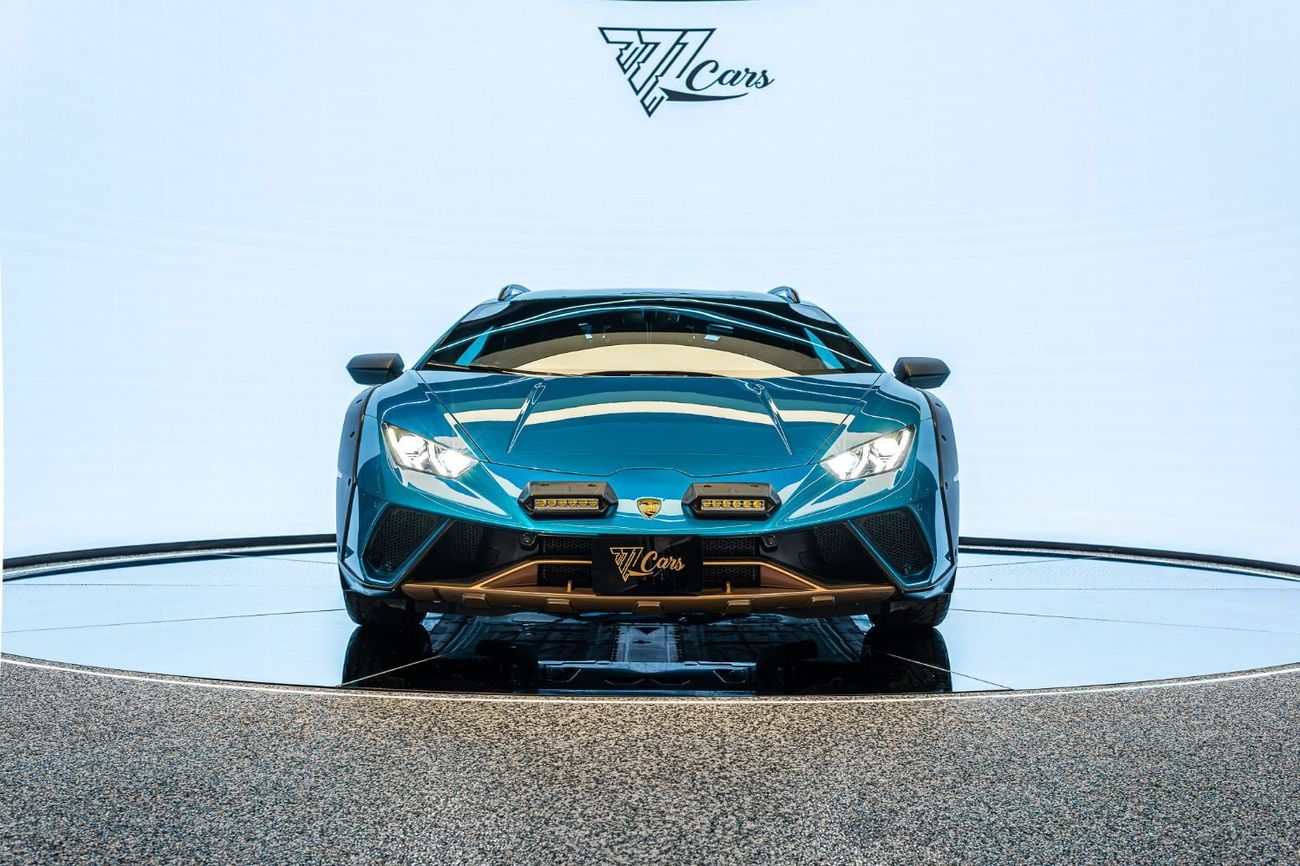 Lamborghini Huracan 2024 Lamborghini Huracán Sterrato | 1 of 1,499 | 5.2L V10 | Service and dealer Warranty | GCC Specs