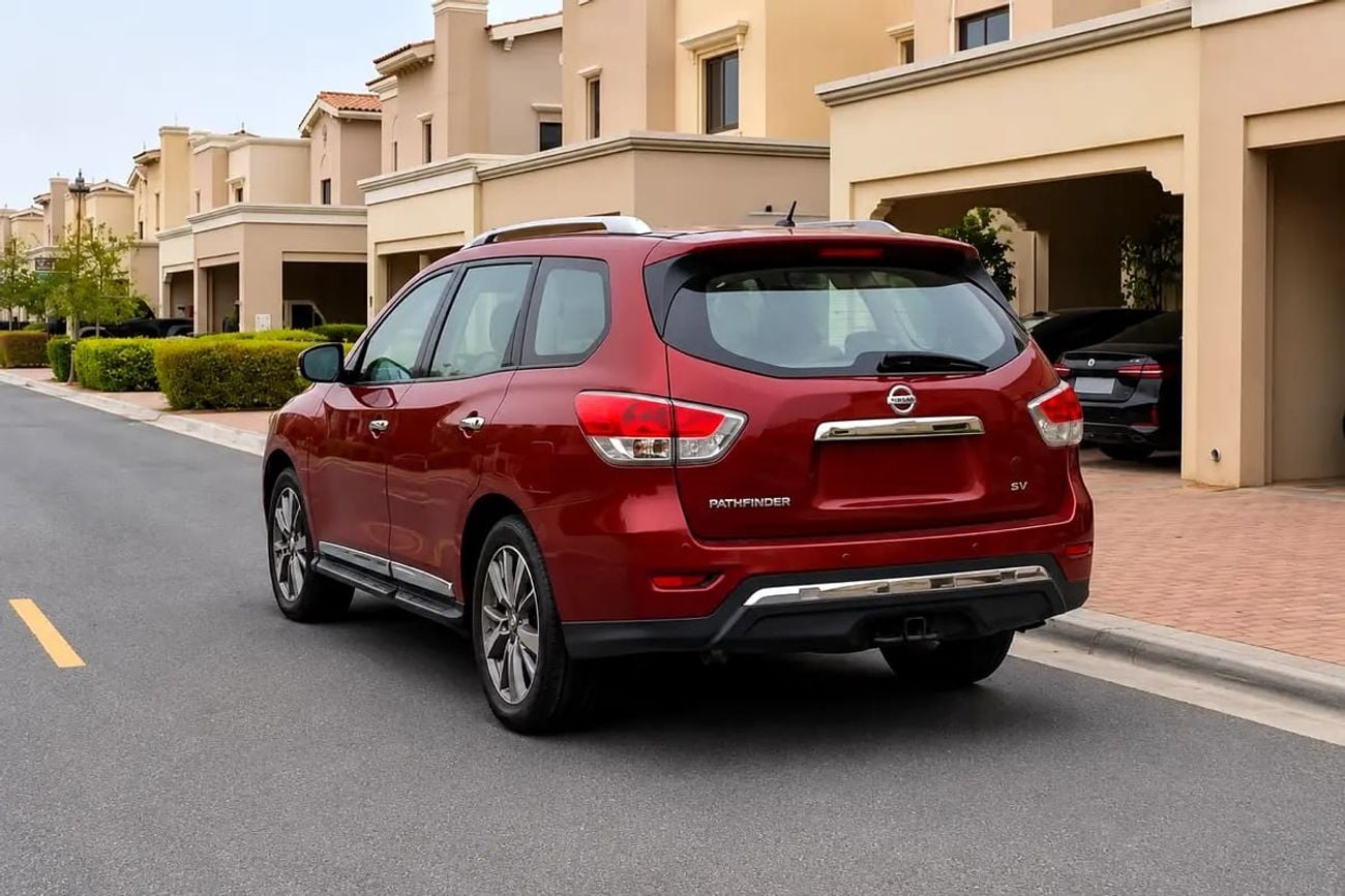 Nissan Pathfinder SV | FREE ACCIDENT | WELL MAINTAINED
