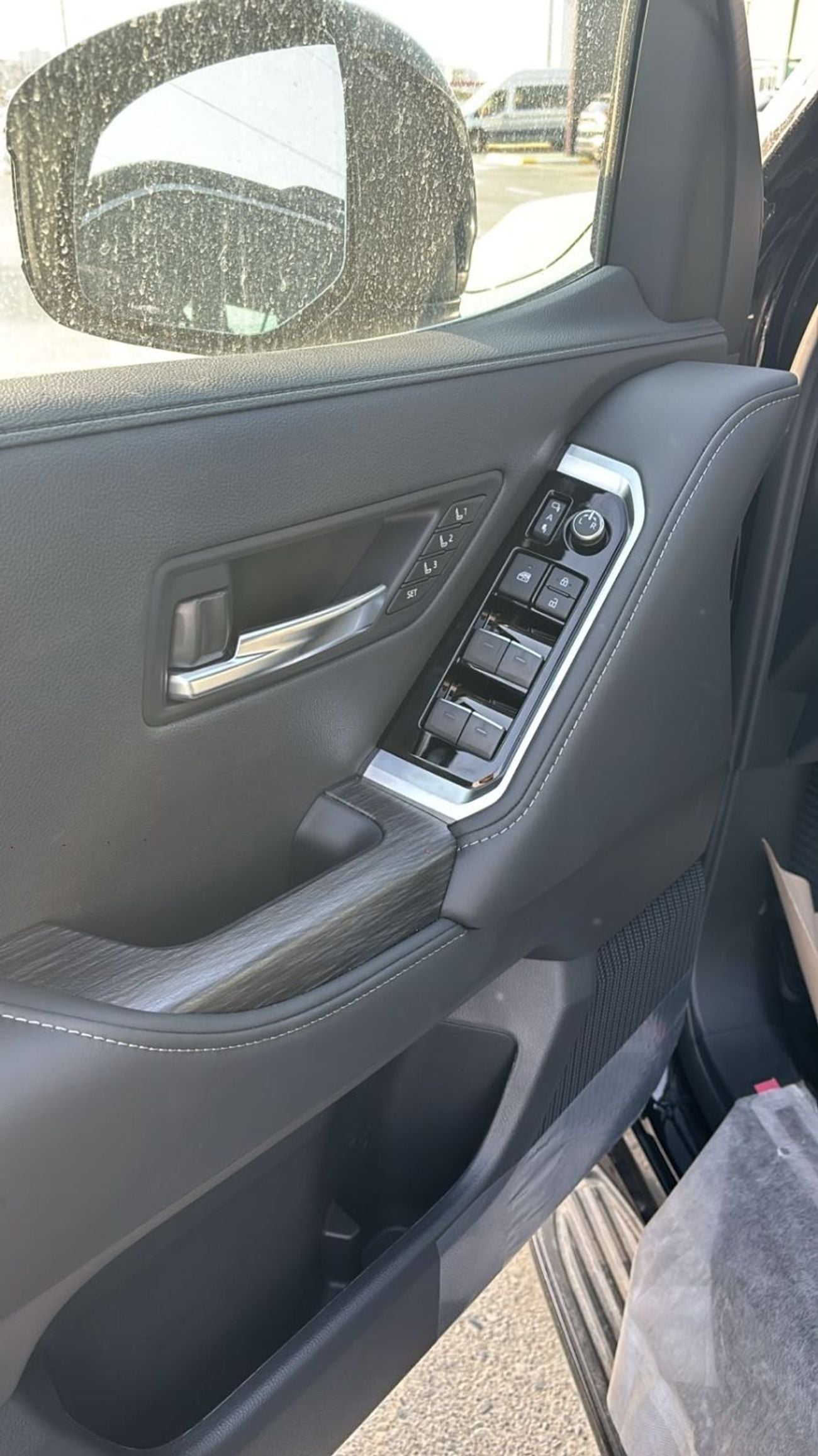 Toyota Land Cruiser VXR