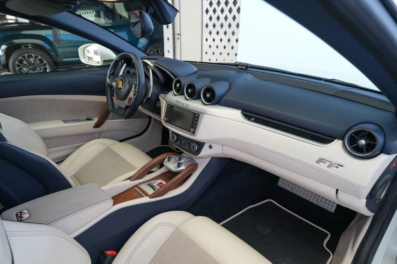 Ferrari FF STANDARD