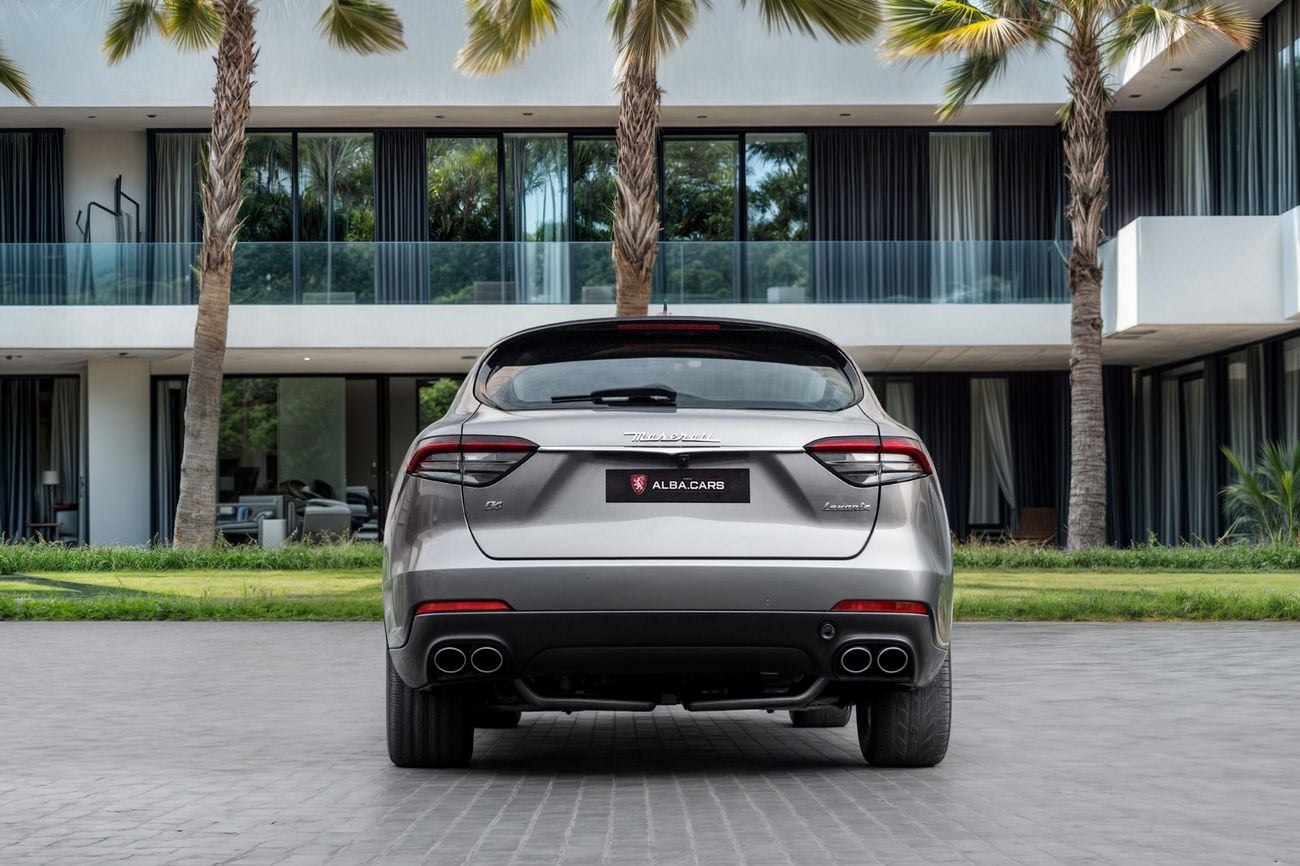 مازيراتي ليفونت STANDARD 2,448 P.M | 0% Downpayment | Maserati Levante Q4!
