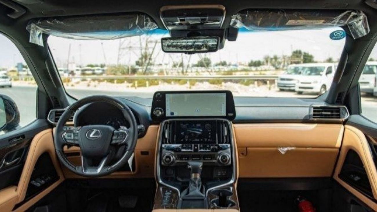 Lexus LX600 SIGNATURE