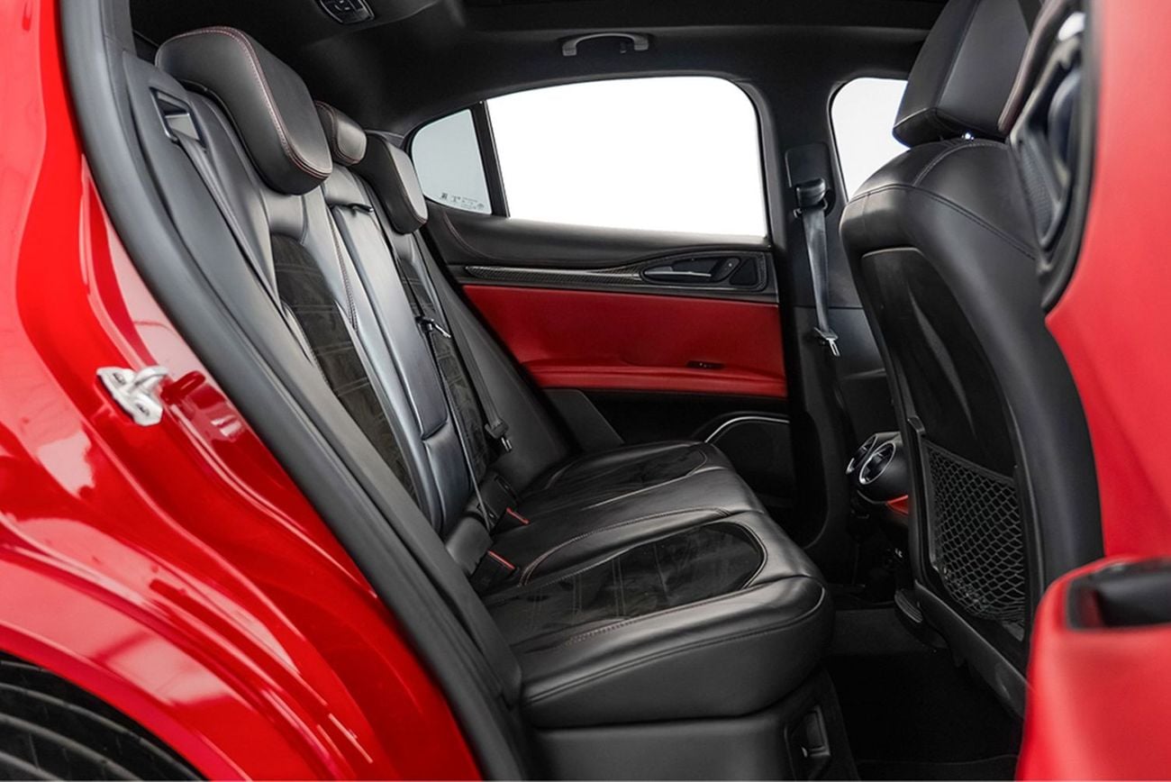 Alfa Romeo Stelvio QUADRIFOGLIO