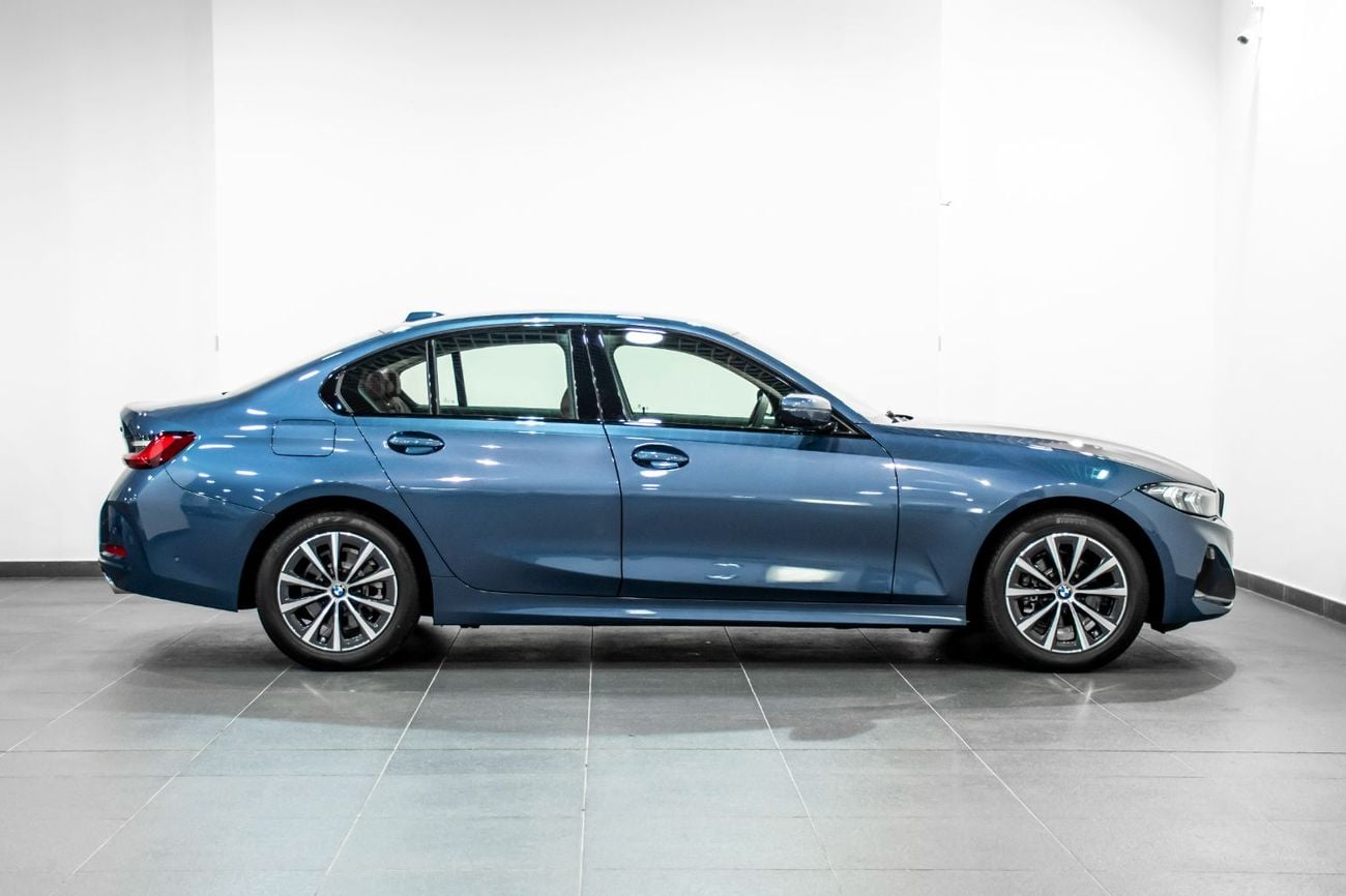 BMW 318i PURE