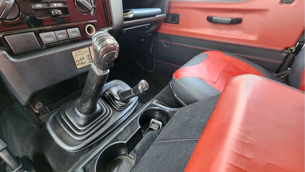 Land Rover Defender 90 Diesel Engine