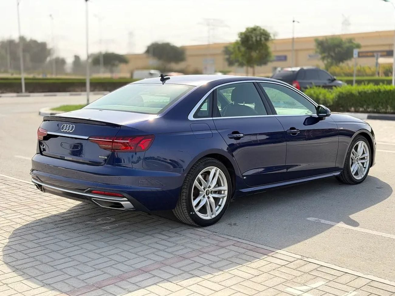 Audi A4 Quattro - S Line full option - Clean title