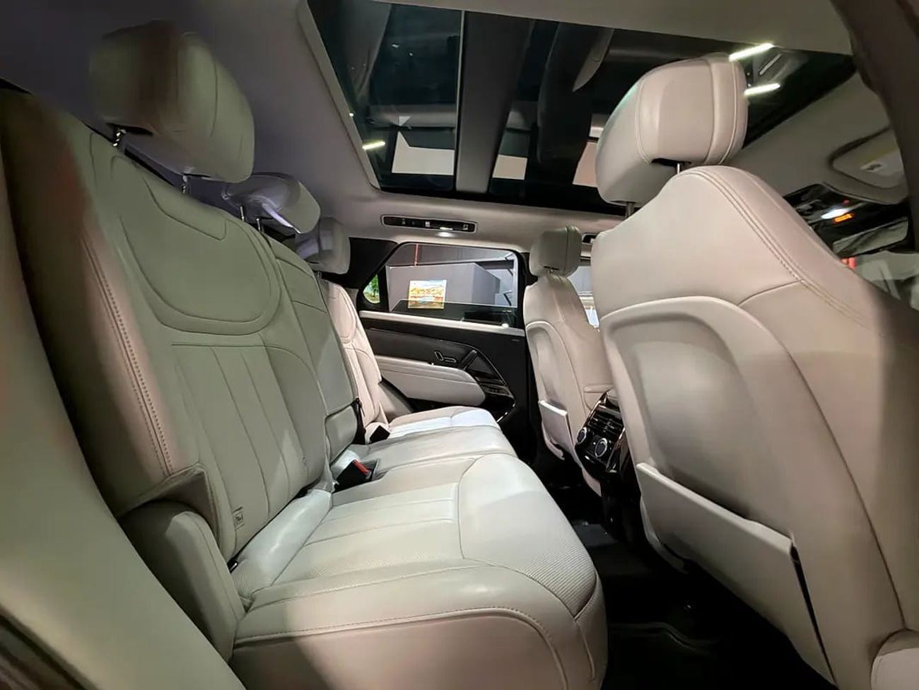 لاند روفر رينج روفر سبورت DYNAMIC SE P400 RANGR ROVER SPORT P360 DYNAMIC SE