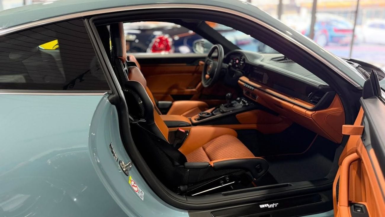 بورش 911 S/T 2024 Heritage Design | European Spec | Rare Collector's Edition | Manual