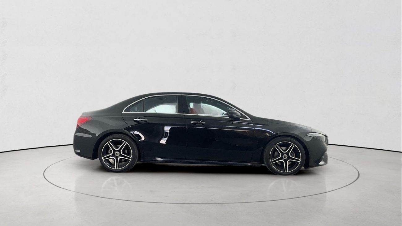 Mercedes Benz A200 PREMIUM PLUS | Guaranteed Warranty | 0 Down Payment