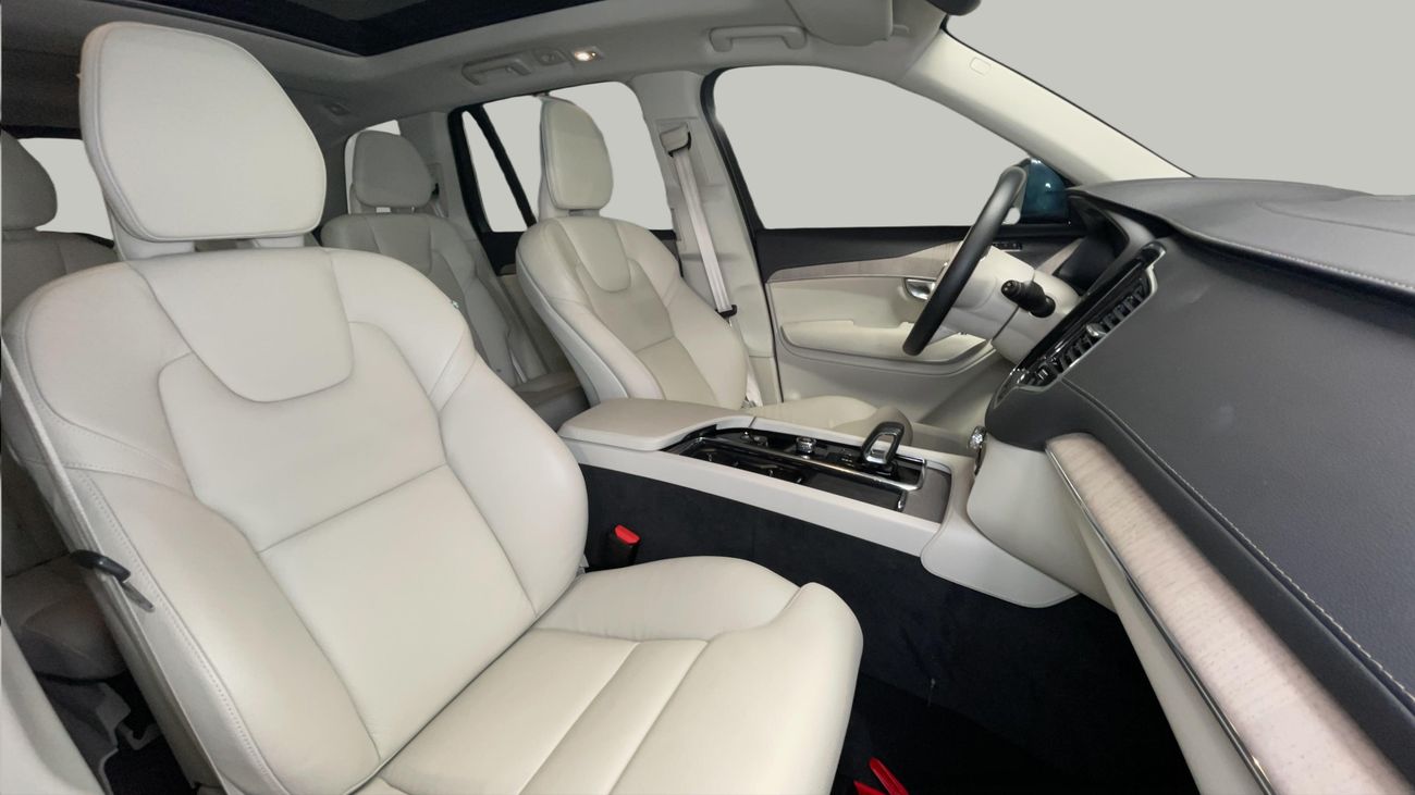 فولفو XC 90 بلس برايت كارس24 هي سوق ضخم للسيارات المستعملة موثوق ومضمون ٪كارس24 هي سوق ضخم للسيارات المستعملة موثوق ومضمون