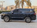 تويوتا لاند كروزر GXR Toyota landcruise 2015Model Facelifte 2025 4.0L v6 petrol Engine Colour Black push start Transmi