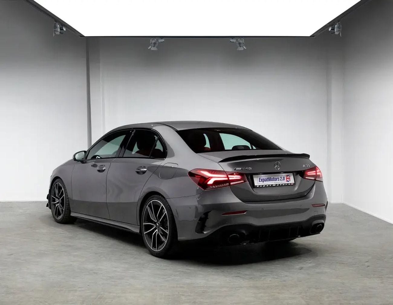 مرسيدس بنز A 35 AMG 4MATIC بريميوم 2.0L Turbo •AWD • Full Service History • GCC Spec