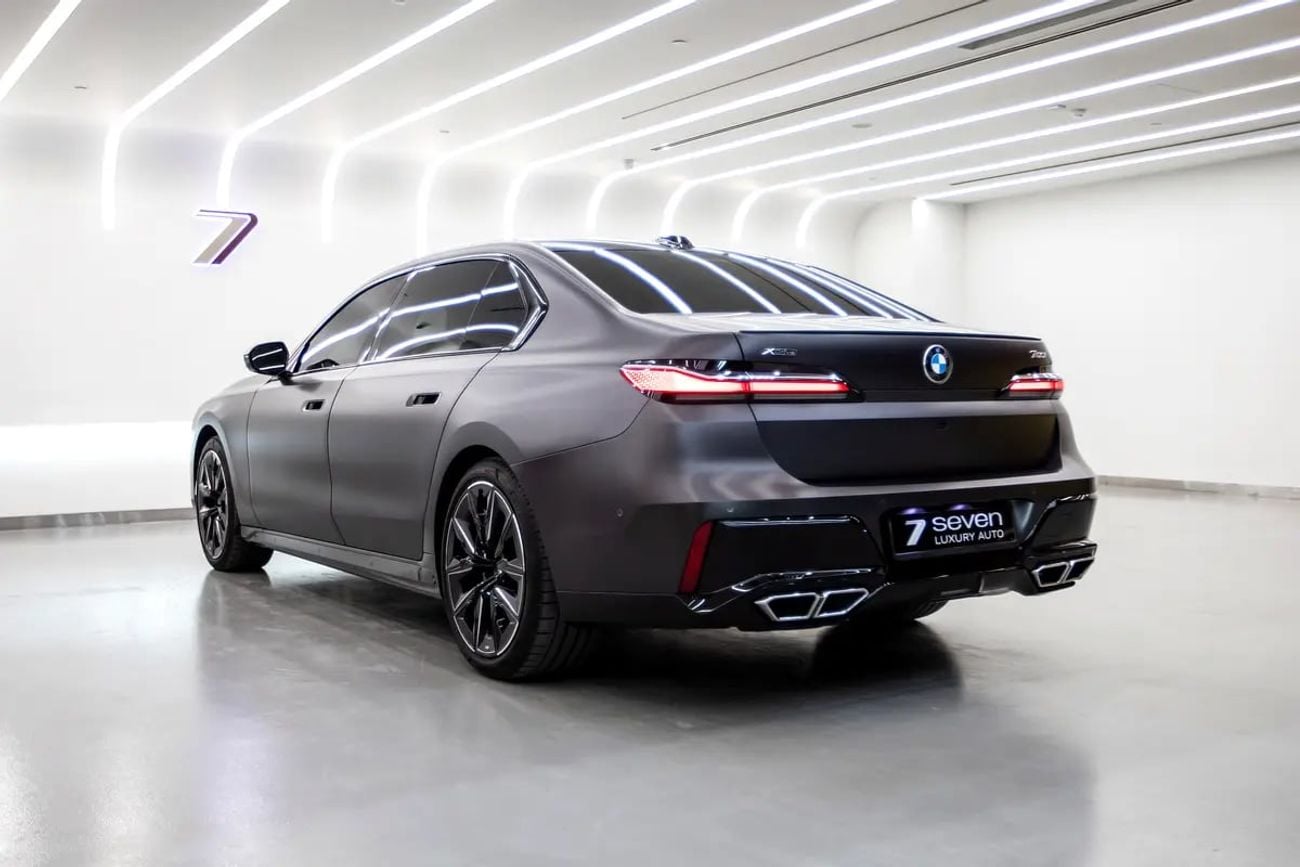 BMW 750iL 750i | GCC | WARRANTY AND SERVICE CONTRACT | EXCELLENT CONDITION
