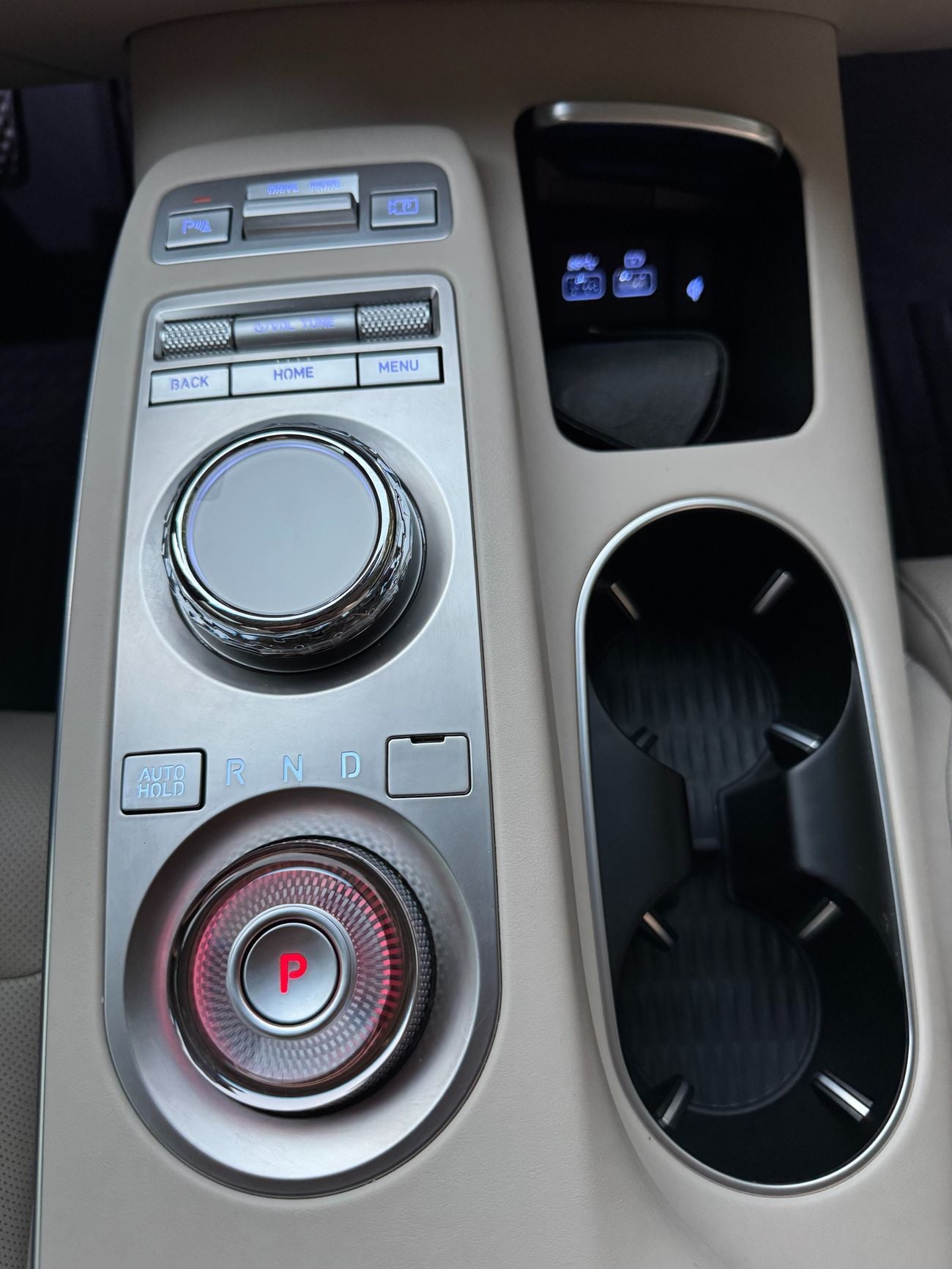 Genesis GV70 PREMIUM 2.5T 4cyl AWD