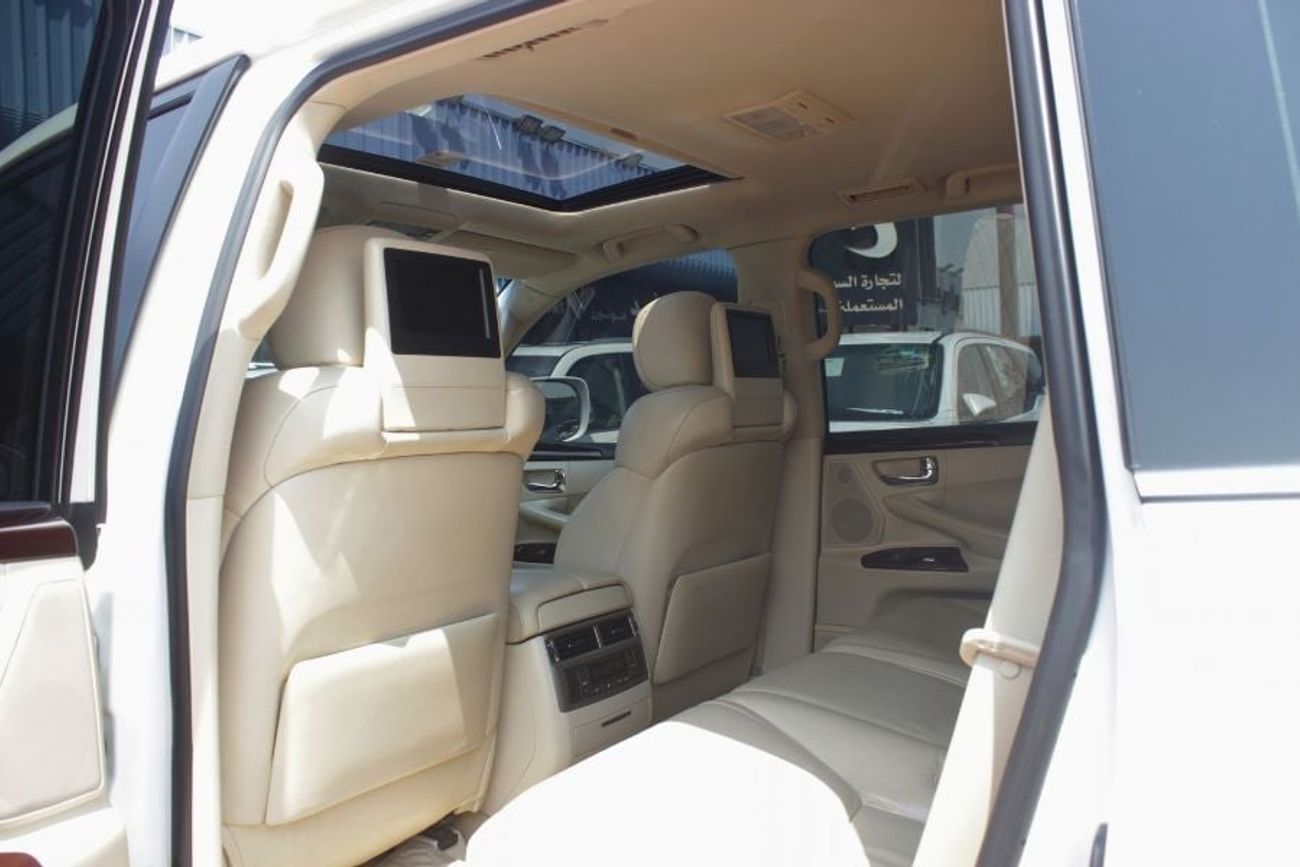 Lexus LX570 PLATINUM GCC