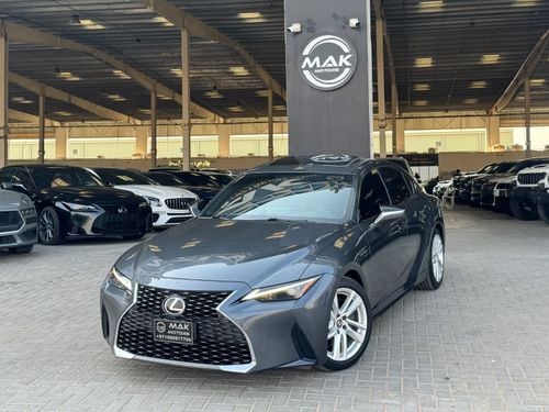 Lexus IS300 PREMIER لكزس is300 خليجي موديل 2023 اربعة سلندر توربو اقتصادية جدا فالبترول ماشي 56400 كم مواصفات: ( ش
