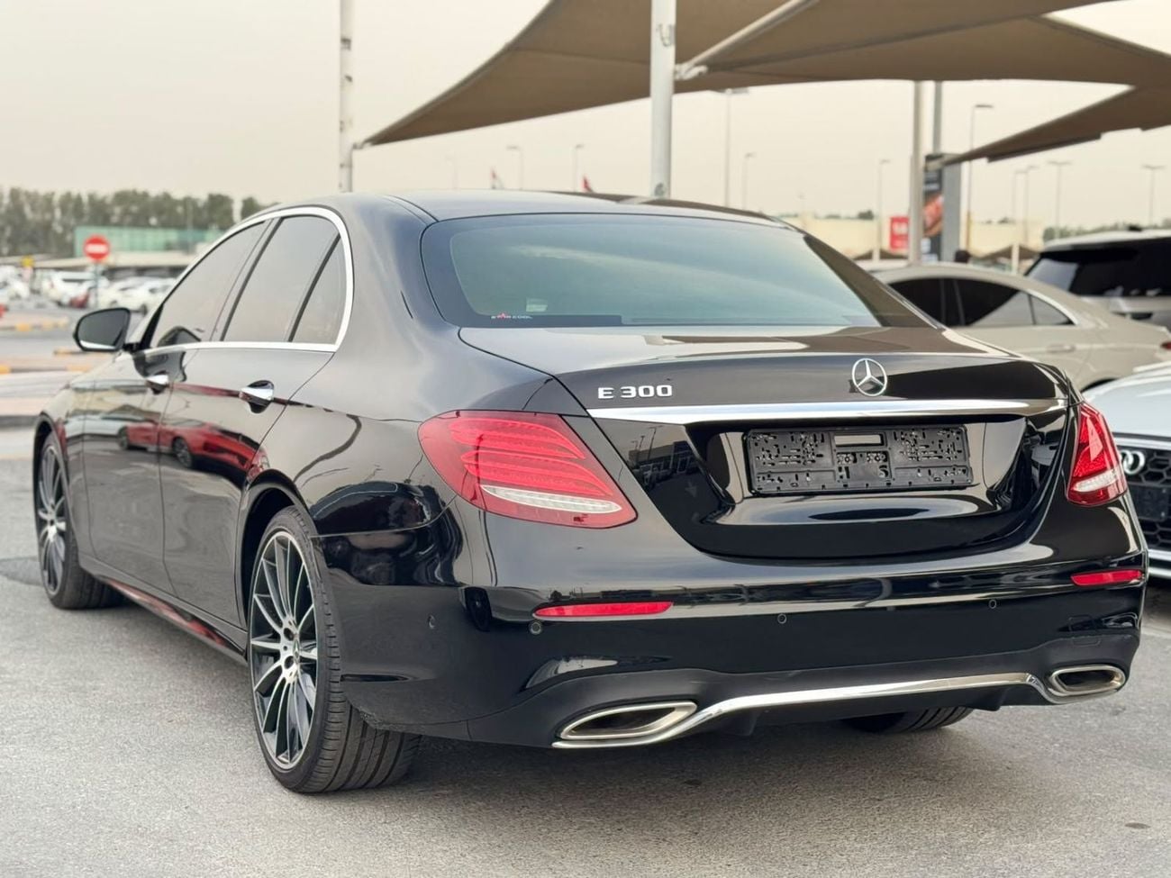 مرسيدس بنز E300 AMG
