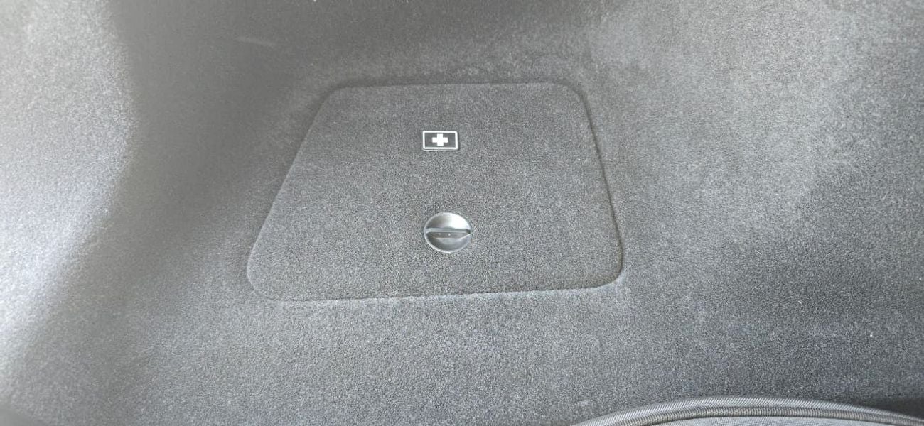 بي أم دبليو 735i