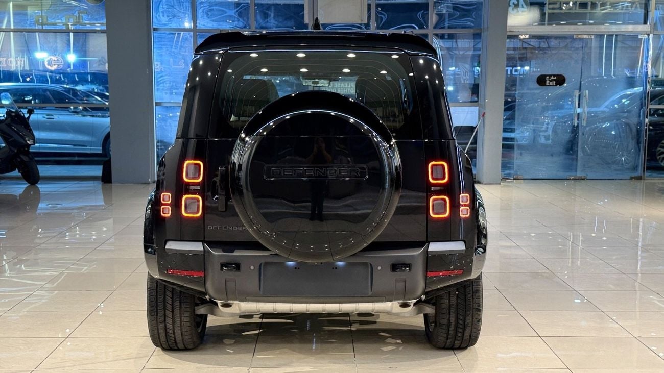 Land Rover Defender 110 X-DYNAMIC HSE P400