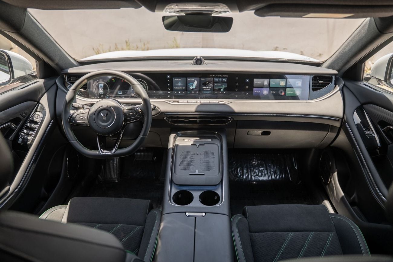 فويا فري ستاندارد EREV 2025 GCC 1.5L Turbo Plug-in Hybrid Low Mileage