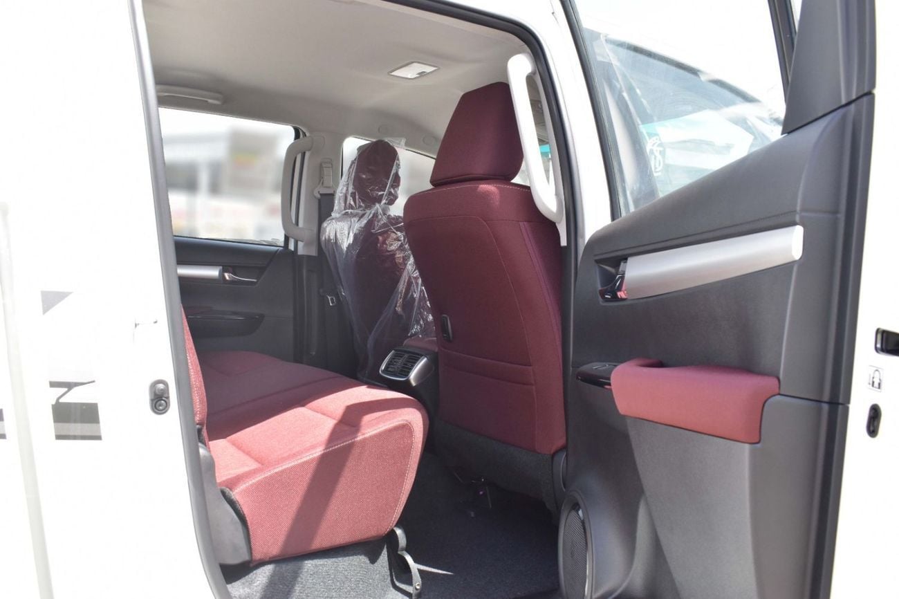 Toyota Hilux SGLX 2025 MODEL:TOYOTA-HILUX 4X4 2.7 MT DC DISPLAY AUDIO AUTO & RR AC, W/O BEDLINER MATERIAL CODE: