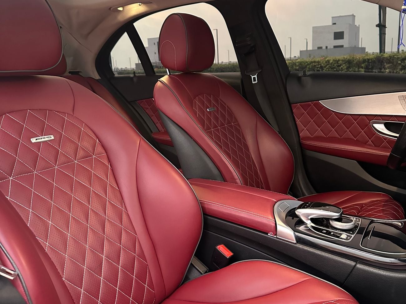 Mercedes Benz C300 STANDARD