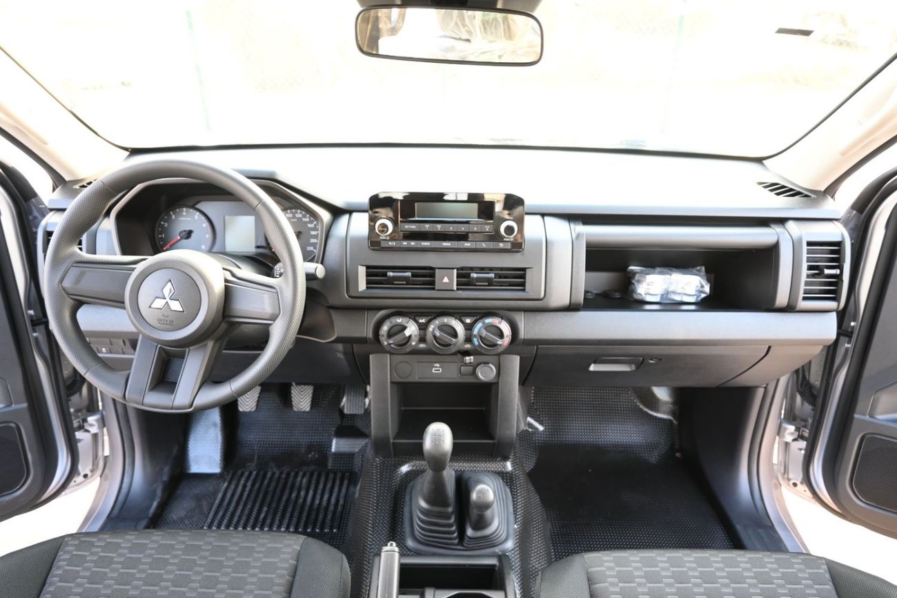Mitsubishi L200 GL 2026 Mitsubishi L200 GL 2.4L 4WD DC MT Petrol (Silver)