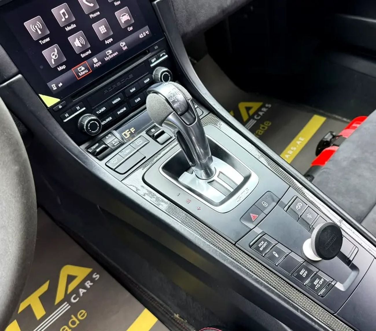 Porsche 911 GT3, Service History, Carbon Fiber Interior, Fully Loaded, GCC