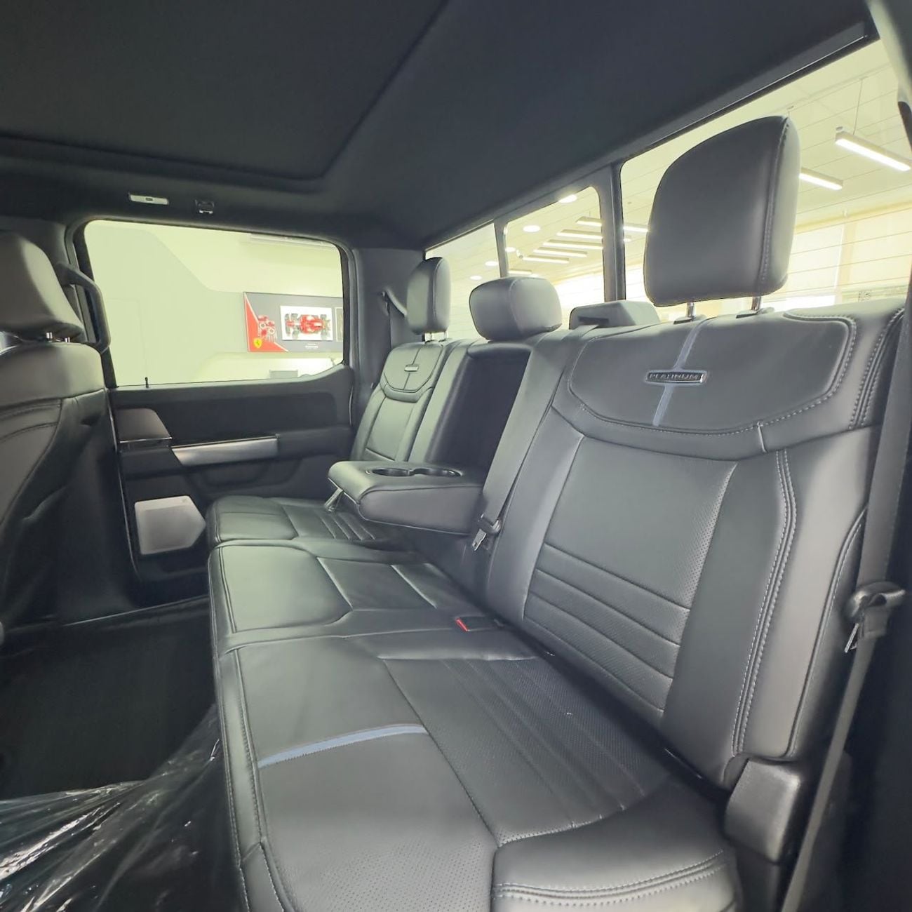 Ford F-150 PLATINUM CREW CAB