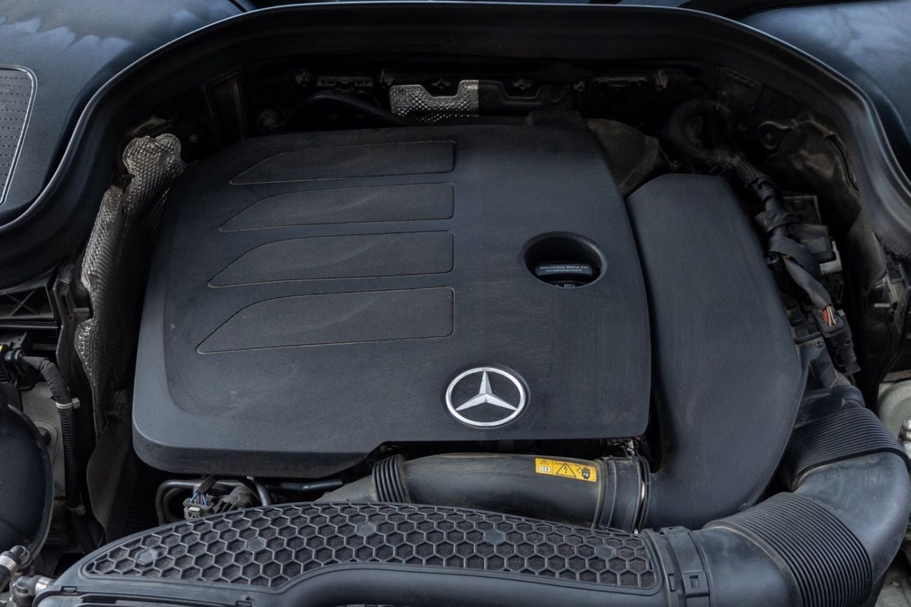 مرسيدس بنز GLC 200 ستاندارد مرسيدس بنز GLC200 كوبيه 4MATIC موديل 2023 بقوانين مجلس التعاون الخليجي | رخصة وكالة