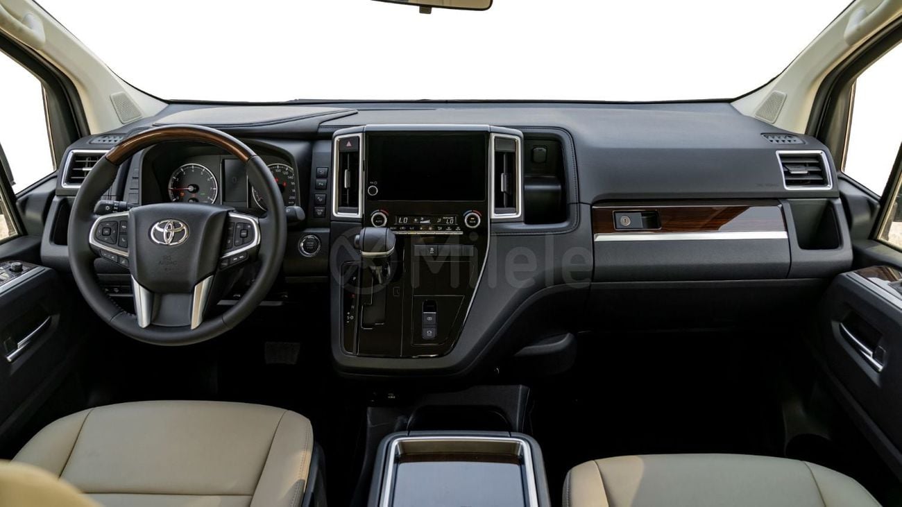 Toyota Granvia PREMIUM