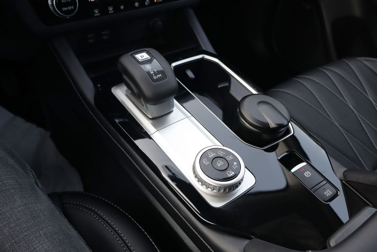 Mitsubishi Outlander PREMIUM LAUNCH EDITION