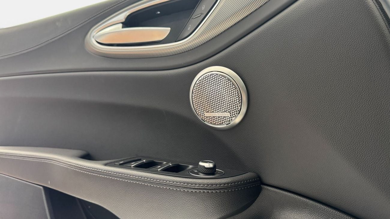 Alfa Romeo Giulia VELOCE | 2025 | 0% DP | AED 2,452/ Month | Gargash Warranty and Service