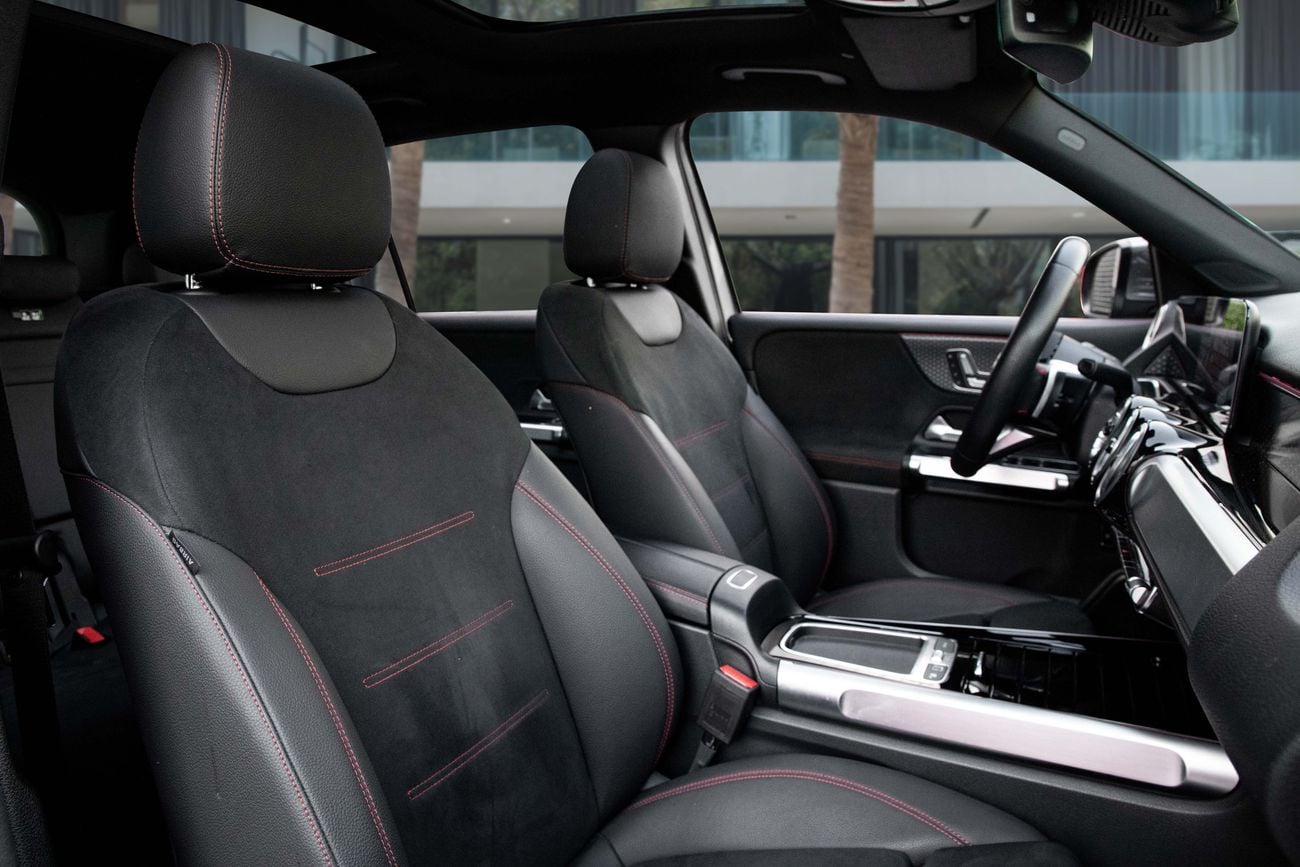 مرسيدس بنز GLB 200 GLB 200 AMG | 3,134 P.M | 0% Downpayment | 2030 WARRANTY/SERVICE