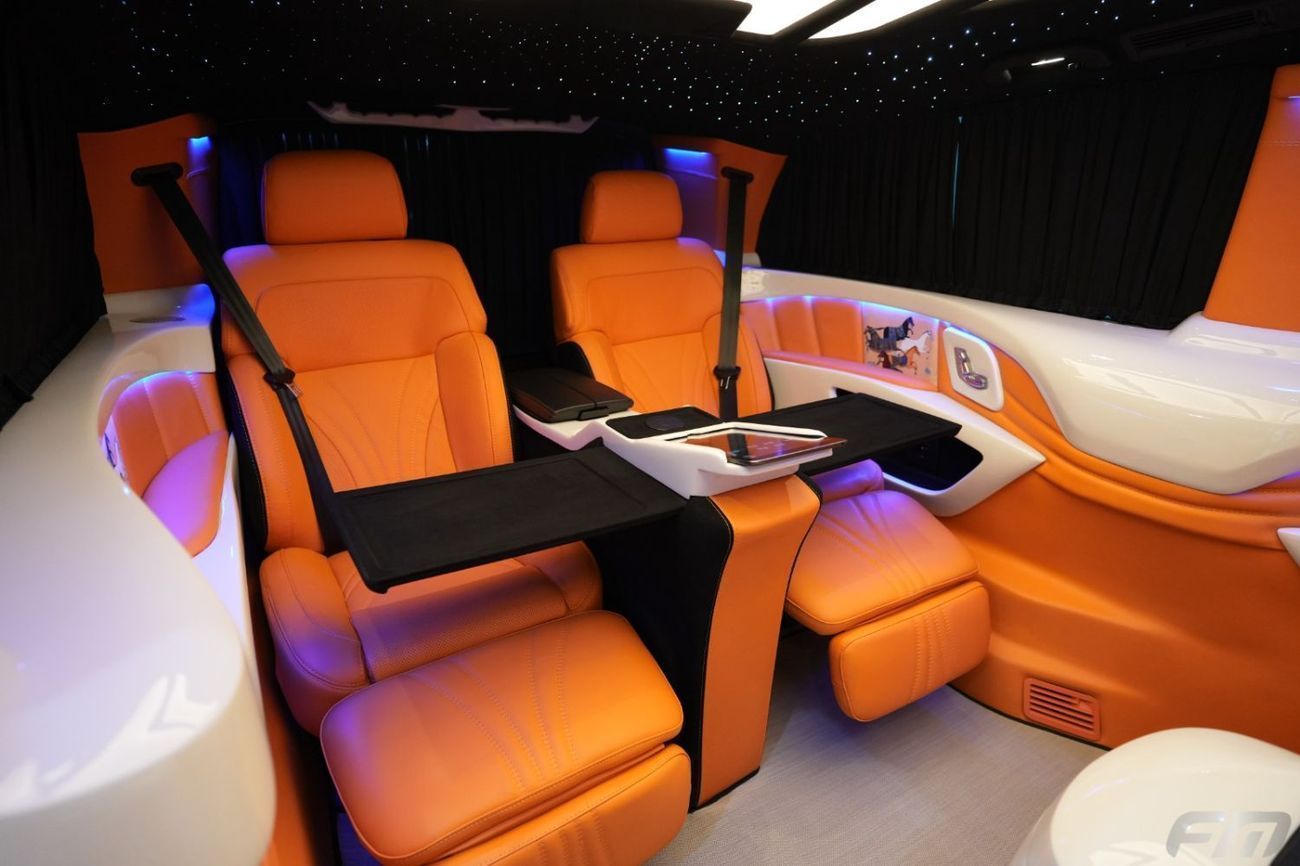 Mercedes Benz V300 AVANTGARDE VIP BUSINESS VAN – FULL LUXURY OPTION | BRAND NEW | GCC | 2025