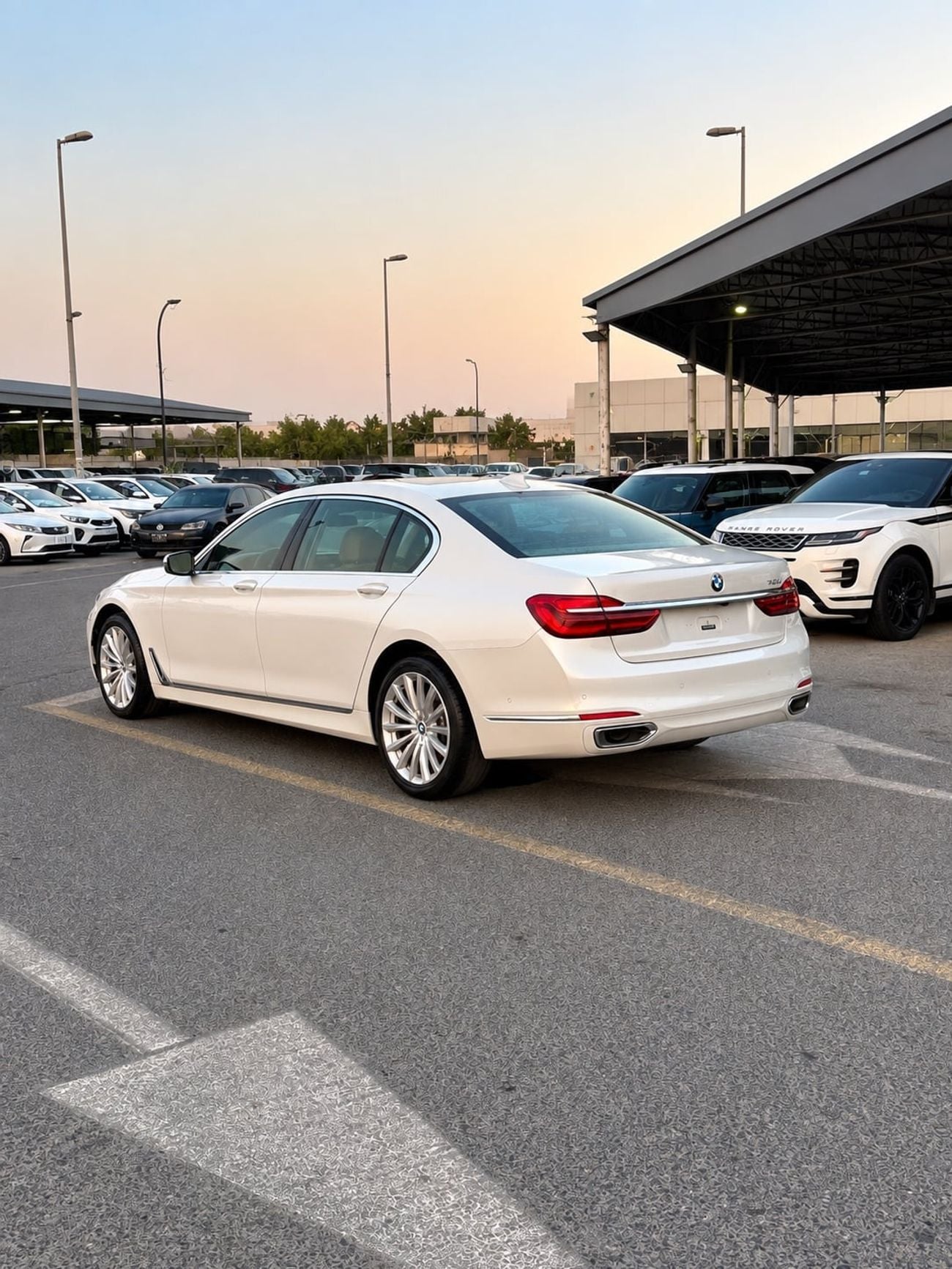 BMW 740Li PURE EXCELLENCE