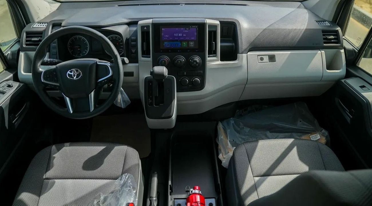 Toyota Hiace GL 2026 Toyota Hiace DX | Rear Heater | 3.5L V6 Petrol | Automatic | GCC Spec | Export