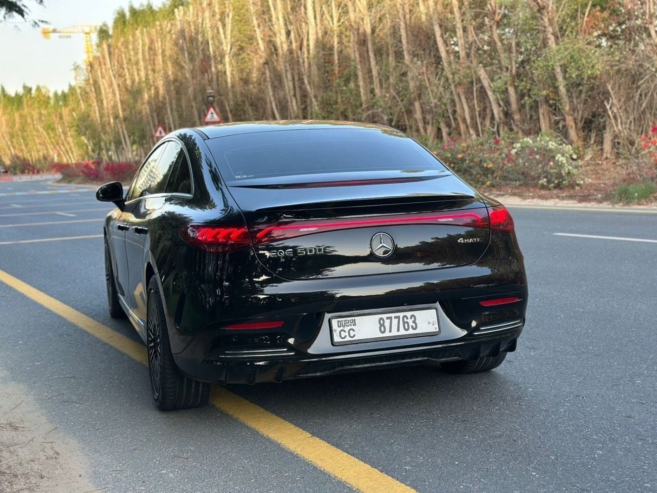 مرسيدس بنز EQE 350+ ستاندارد EQE 350 | 2023 | 4MATIC | 292HP