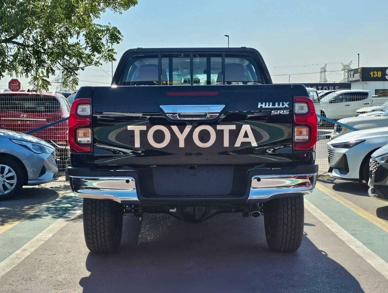 Toyota Hilux SR5 TRD || 4.0L PETROL V6 4WD | WOOD INTERIOR W VISOR | BLIND SPOT | DIFFLOCK | DVD+CAMERA | READY S