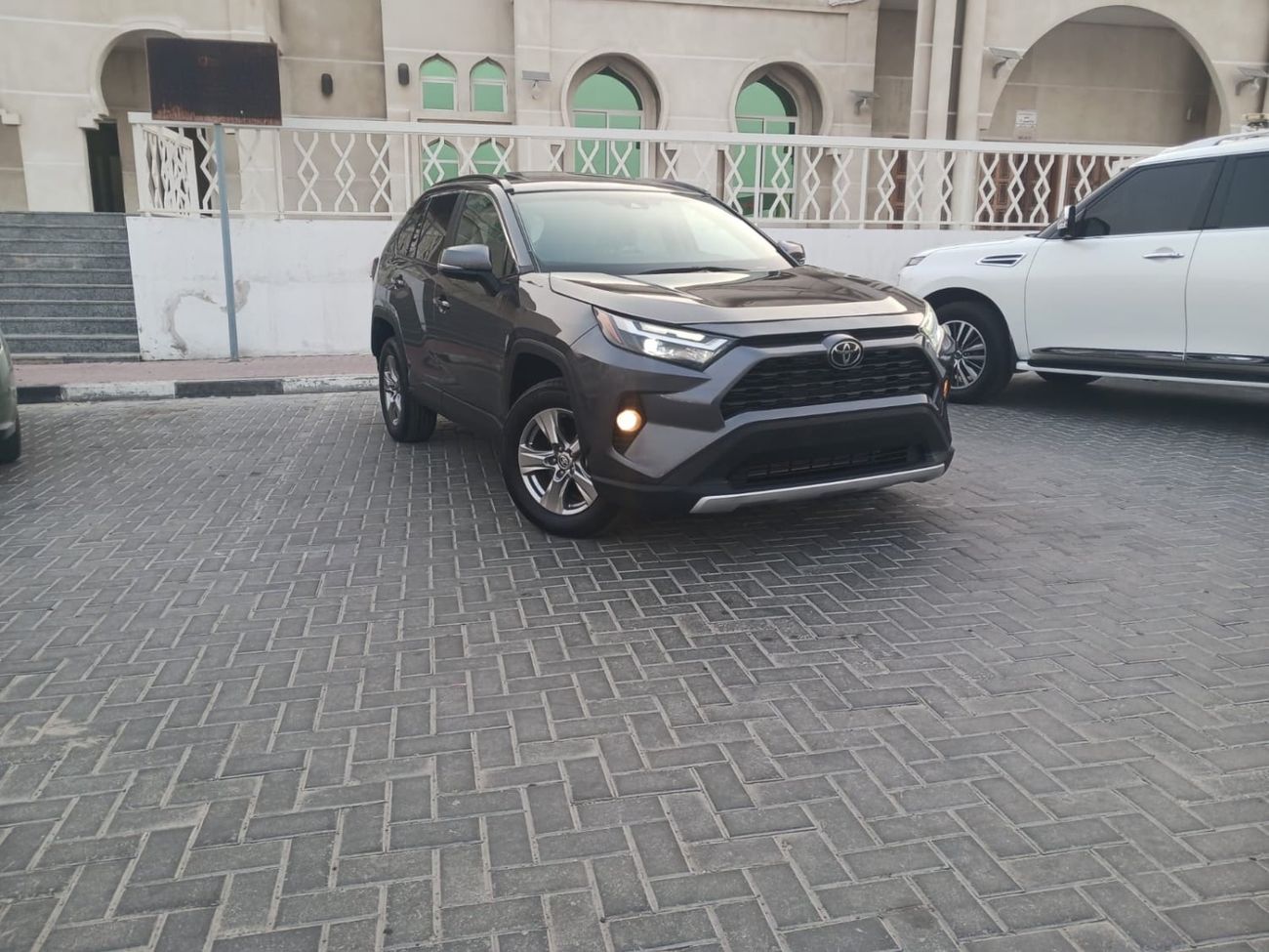 Toyota RAV4 ADVENTURE